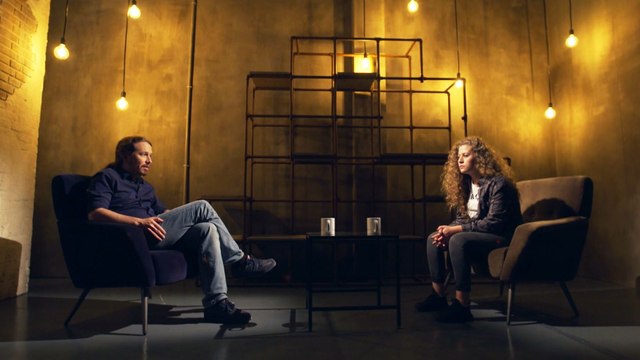 Otra Vuelta de Tuerka - Pablo Iglesias con Ahed Tamimi