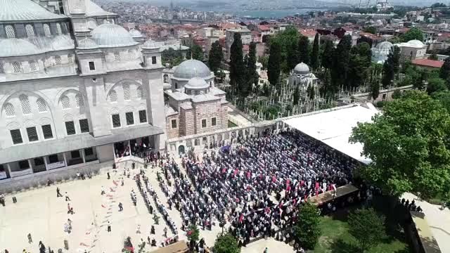 Mursi için Fatih Camii'nde gıyabi cenaze namazı kılındı (2) - Drone çekimi