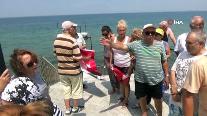 Vatandaşlardan iskelede yıkım nöbeti