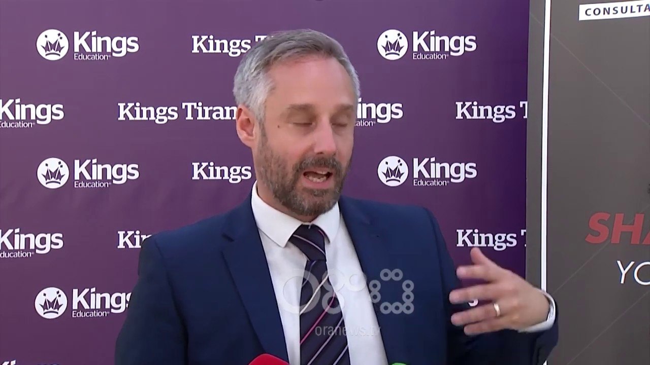 RTV Ora - "Kings Tirana" i jep mundësi nxënësve shqiptarë për tu pajisur me diploma britanike