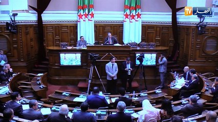 رئيس مجلس الأمة يقاطع كلمة سيناتور من الـ"الأرندي"..شاهد السبب !!