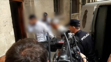 Download Video: El último detenido por la quema de contenedores en Palma pasa a disposición judicial