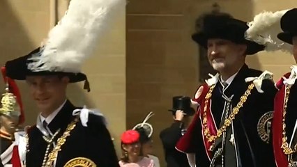 El Rey, investido caballero de la Orden de la Jarretera