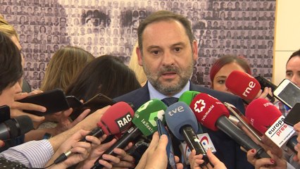 下载视频: Ábalos aclara que la abstención de los independentistas no depende del PSOE