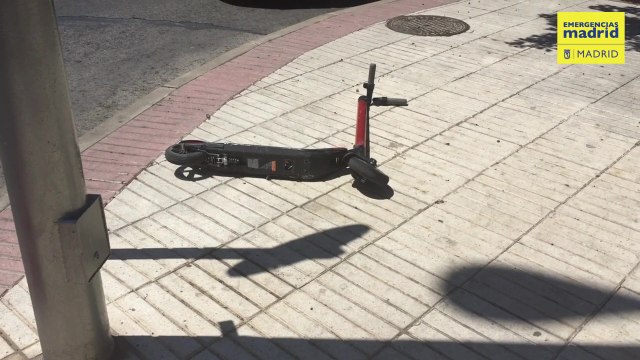 Herido grave un menor tras cruzar un paso de peatones con patinete