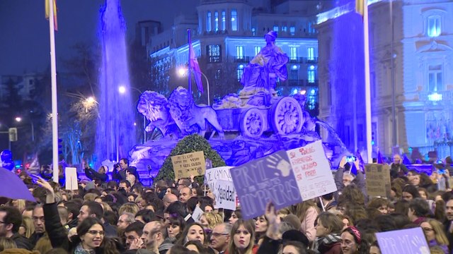 'Sororidad', 'selfi' o 'meme', las nuevas palabras de la RAE