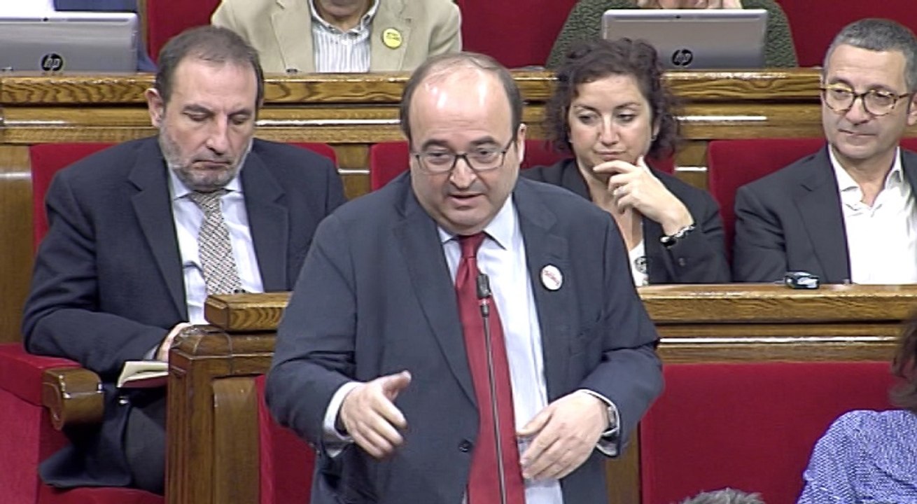 Iceta pide a Torra que "arriesgue" y hable con Sánchez