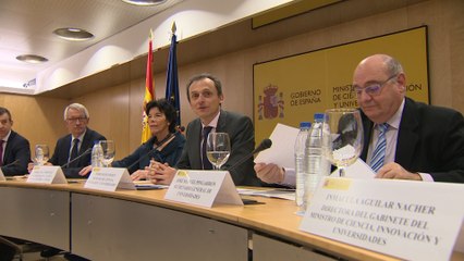 Celaá y Duque presiden el Observatorio de Becas