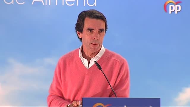 Aznar: Si tengo delante alguno de los candidatos de ayer, me duran muy poco