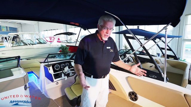 2019 Sea Ray 230 SPX Outboard For Sale at MarineMax Panama City Beach