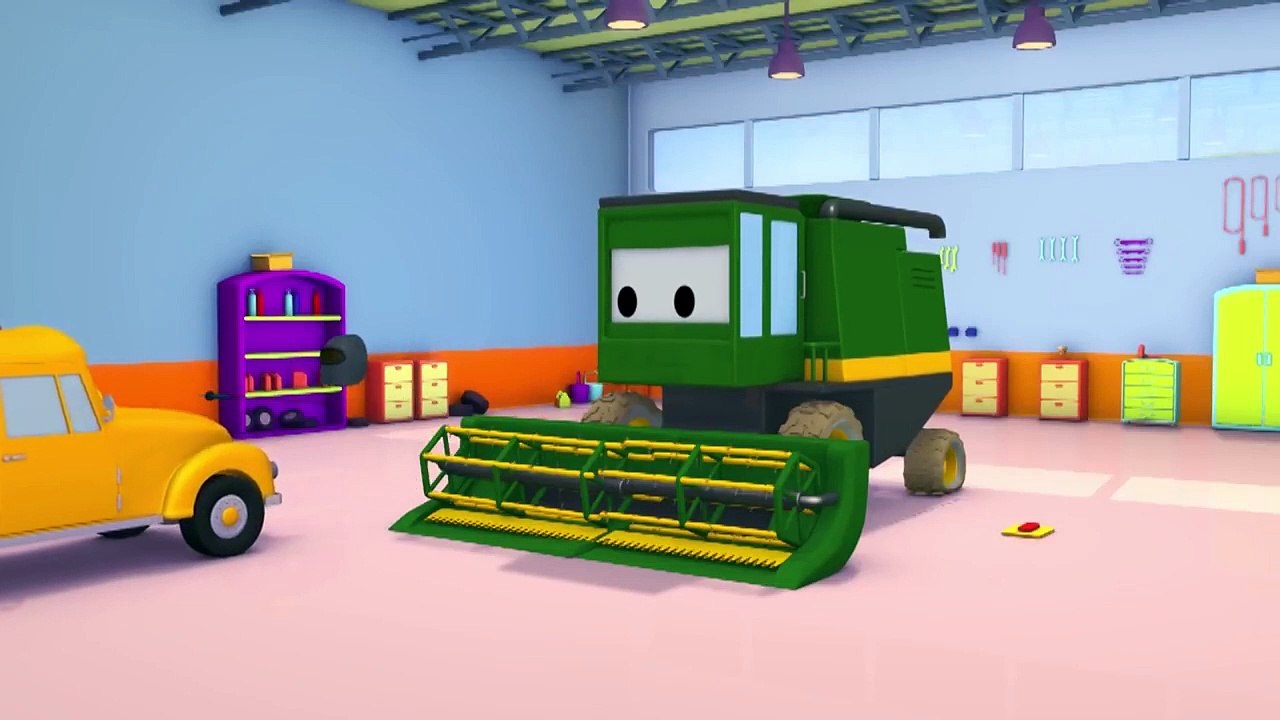 Tom la Dépanneuse -  Harvey la MOISSONNEUSE-BATTEUSE a une lame coupée en deux - Dessin animé