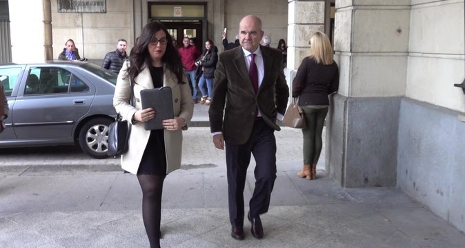 Cháves y Griñán acuden al juicio de los ERE