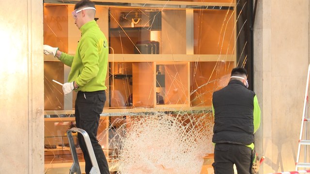 Tres detenidos por intentar robar en una tienda de Valencia