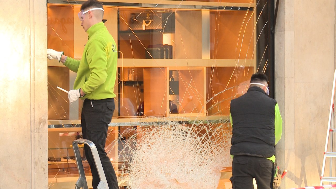 Tres detenidos por intentar robar en una tienda de Valencia