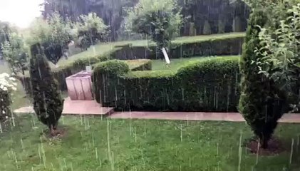 Në fshatin Çikatovë e Vjetër një breshër i madh ka rënë për disa minuta, shkruan DrenicaPress.