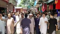 Police cracks down on demonstrators protesting against Neelum-Jhelum project in PoK