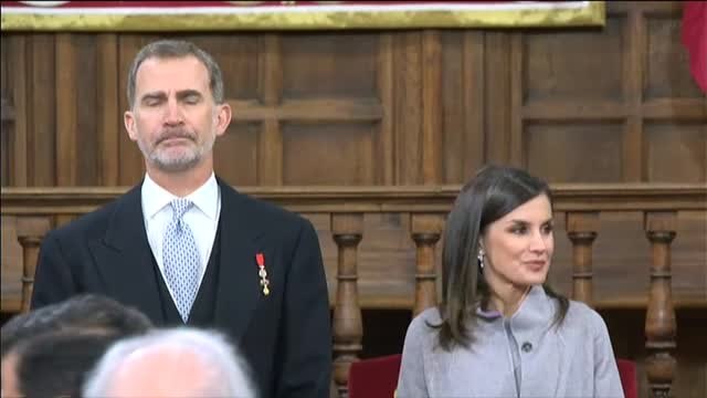 Los reyes entregan el Premio Cervantes a la poetisa uruguaya Ida Vitale