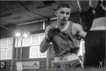 Gala du Ring Grenoblois : Stan Baulmont (BCVA) bat Nacho Sendon (Espagne) aux points