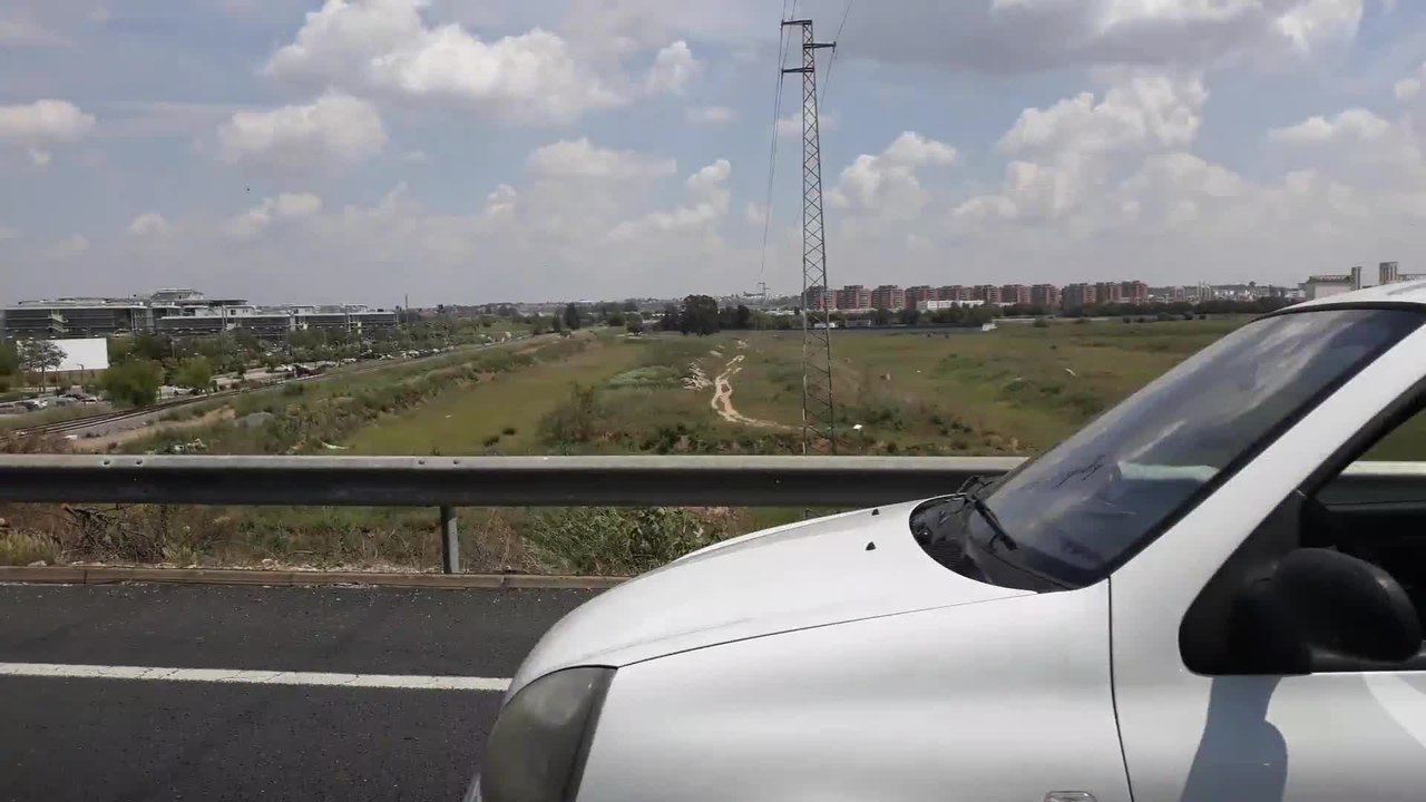 Una colisión múltiple provoca retenciones de cuatro kilómetros en la SE-30