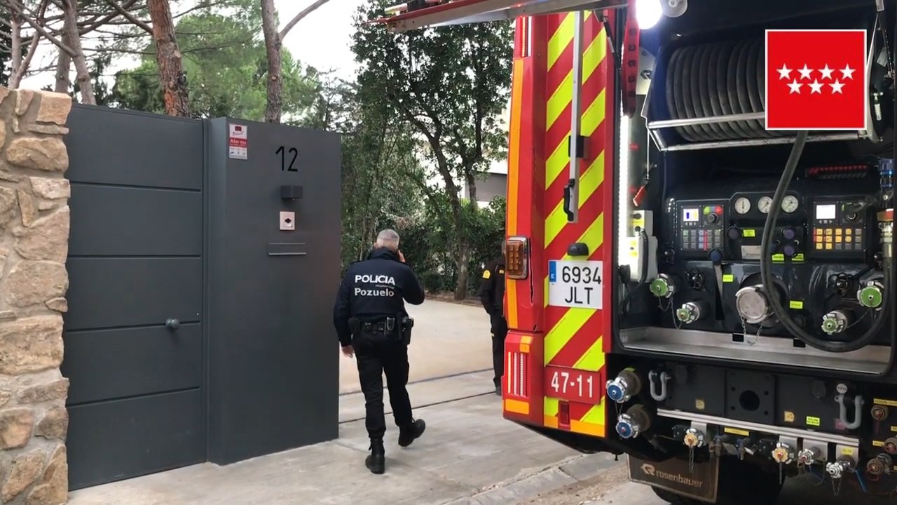 Una mujer sufre quemaduras por deflagración con chimenea de alcohol