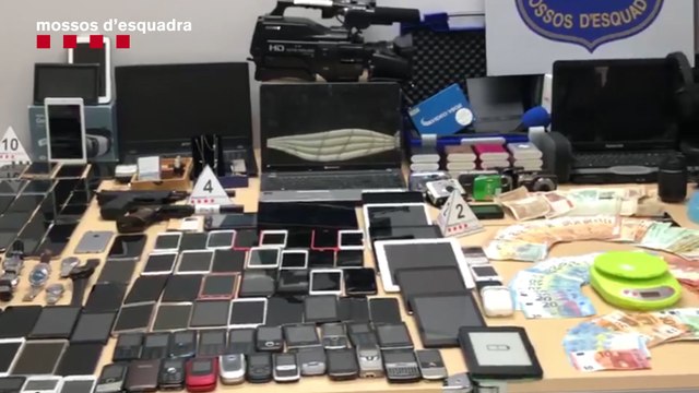 13 detenidos por robar en domicilios de Barcelona