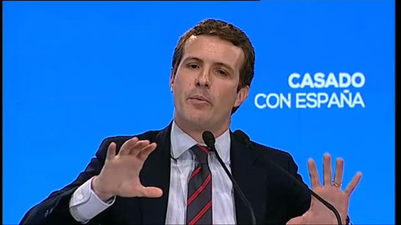Casado: "Sánchez lleva toda la legislatura en modo avión y le importa un bledo España"