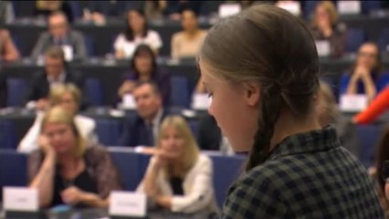La activista de 16 años Greta Thunberg rompe a llorar en el Parlamento Europeo