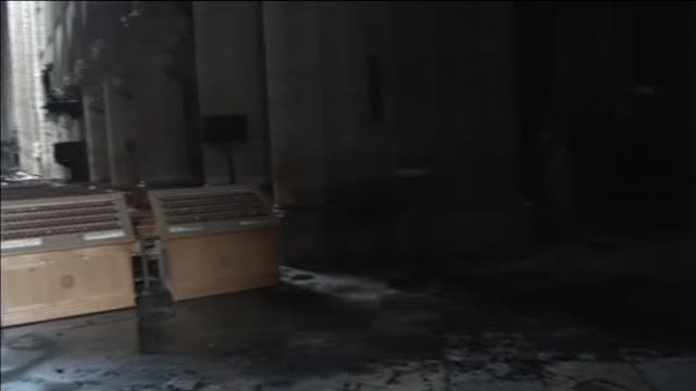 Imágenes de los daños en el interior de Notre Dame