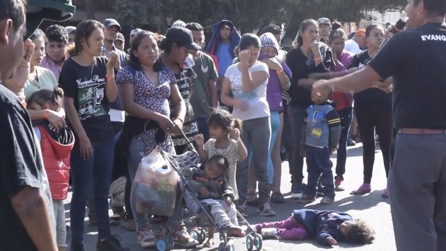 Cerca de 5.000 migrantes de la caravana se encuentran en Tijuana, México
