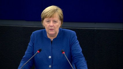 Merkel apoya a Macron frente a Trump