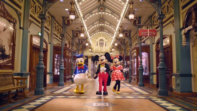 Rafa Nadal, Neymar, Salma Hayek, y más estrellas felicitan a Mickey