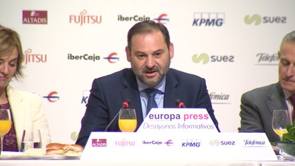 Ábalos no descarta un 'súper domingo' electoral el 26 de mayo