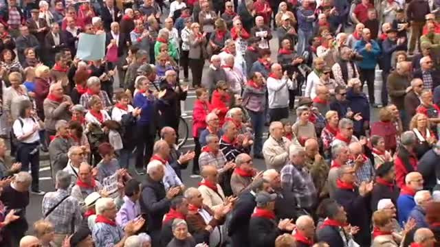 Los pensionistas de Bilbao toman de nuevo las calles por unas pensiones dignas