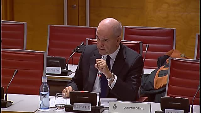 Chaves se niega a responder en el Senado: Lamento actitudes grotescas y deleznables incompatibles con la dignidad de esta Cámara