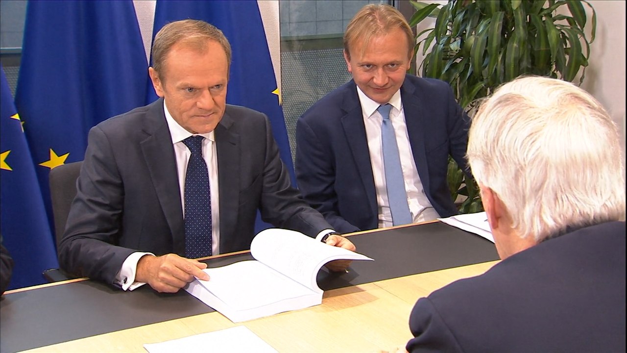 Reunión de Tusk con Barnier para las negociaciones del Brexit
