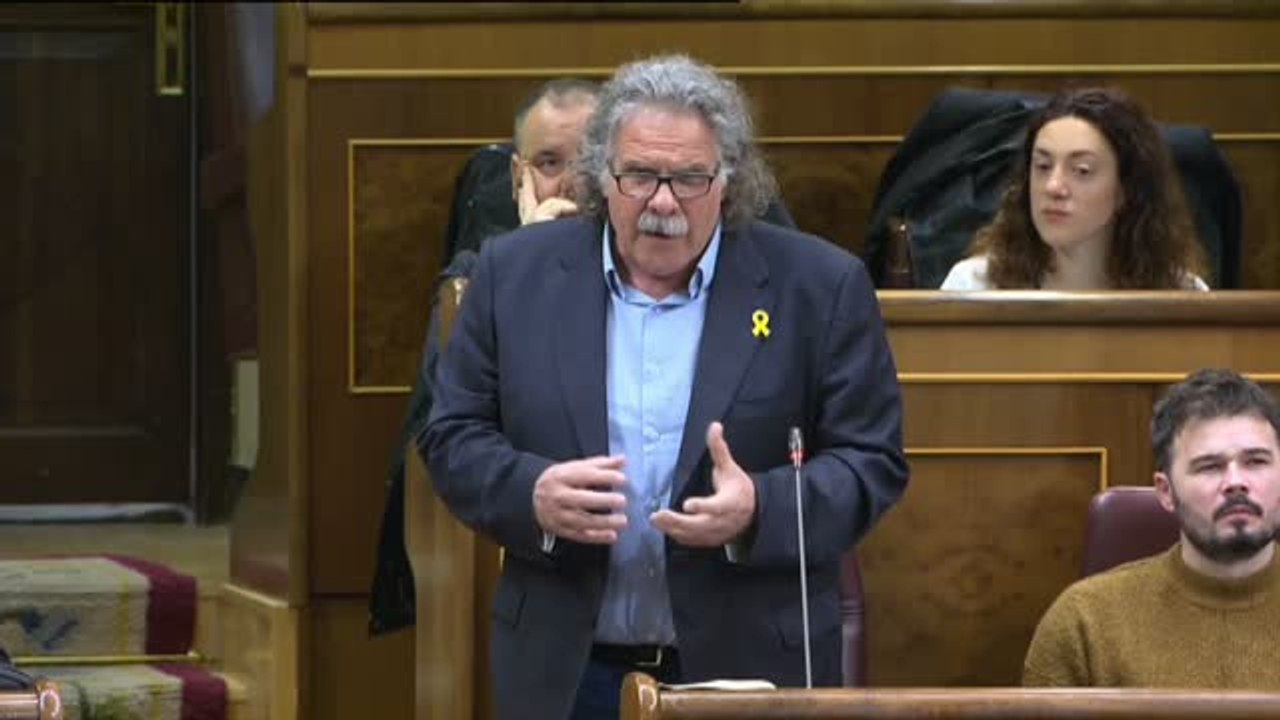 Sánchez reclama "autocrítica" a las instituciones catalanas