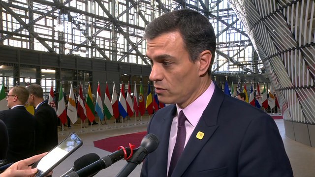 Sánchez ve de sentido común que Casado matice su postura