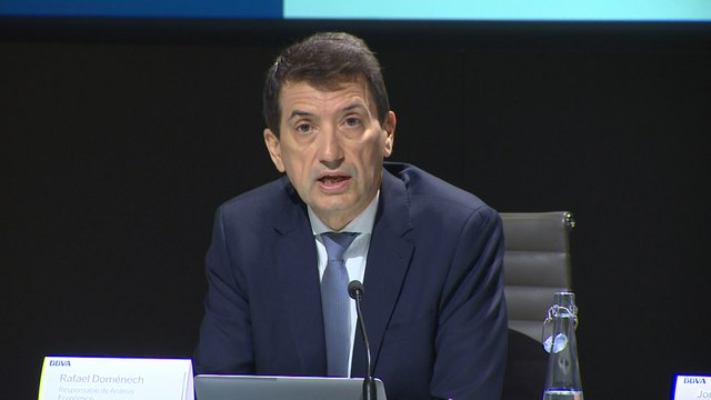 BBVA rebaja al 2,2% su previsión de crecimiento para este año