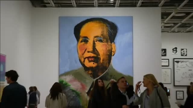 Nueva York acoge la mayor exposición del artista Andy Warhol de las últimas décadas