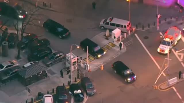 Descartan a uno de los candidatos para ser jurado del juicio del Chapo tras pedirle un autógrafo