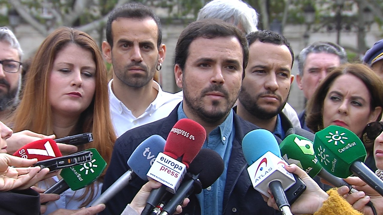 Garzón ve "falta de voluntad" en PSOE para acabar con cloacas