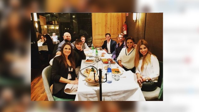 Chenoa sale a cenar junto a sus compañeras de OT1