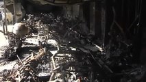 Seis coches y 25 motos calcinadas en un incendio en una comisara de Palma de Mallorca