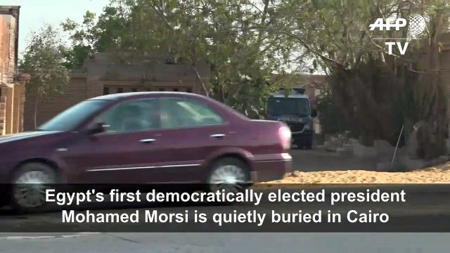 Egypt's former president Morsi quietly buried in Cairo
