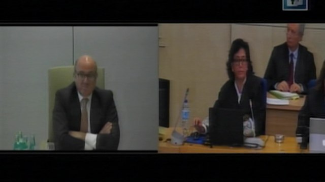 De Guindos niega que pidiese dimisión de Rato en una reunión con banqueros