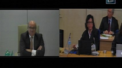 De Guindos niega que pidiese dimisión de Rato en una reunión con banqueros