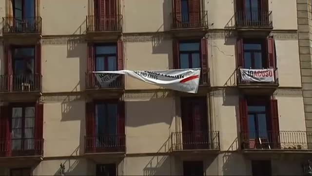 La 'guerra' de lazos se mantiene