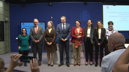 Zapatero y Valerio en la Conferencia de Mujeres con Discapacidad