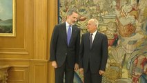 Felipe VI se reúne con el secretario general de la Liga Árabe para debatir sobre la situación en Oriente Medio