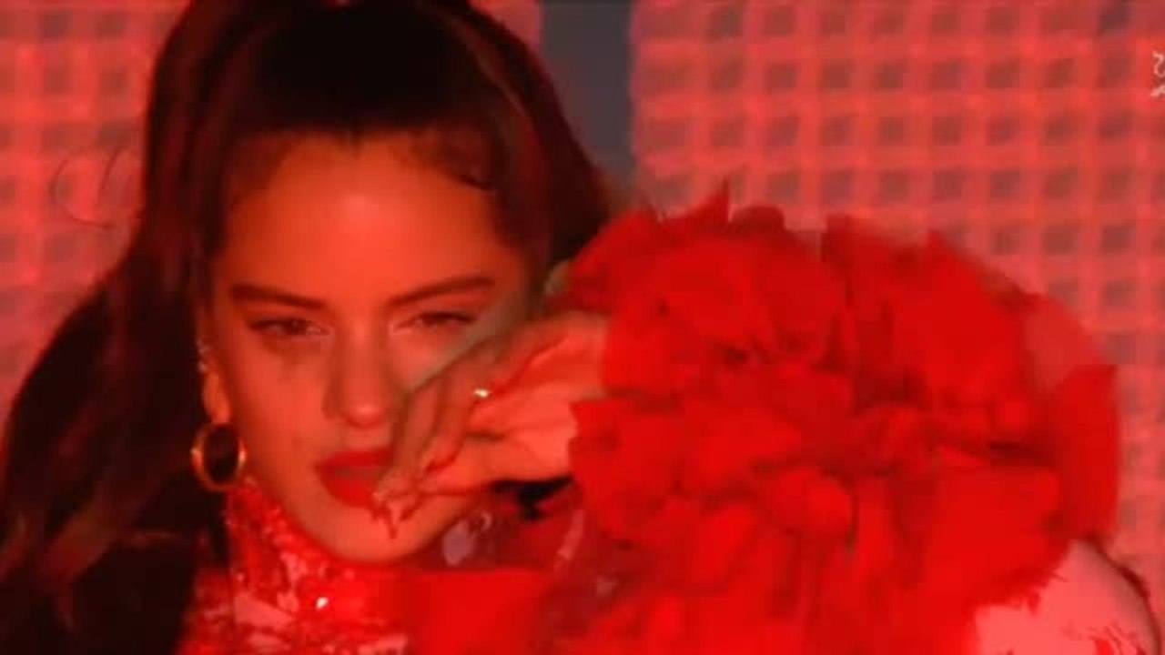 Multitudinario concierto gratuito de Rosalía en pleno centro de Madrid